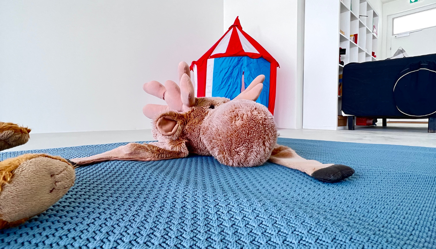 Coworking mit Kind in Traun: Spielhaus in Kinderecke