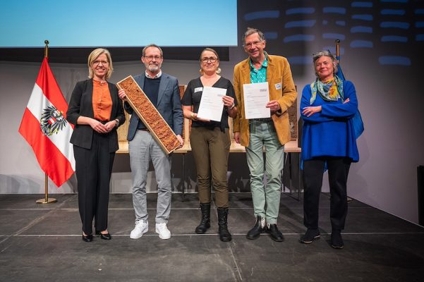 Preisverleihung Erdreich-Preis: mit Leonore Gewessler, Hannes Horvath, Lucia Schramm-Kaineder, Tassilo Lang, Sybilla Zech